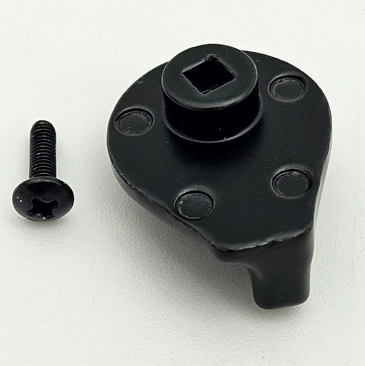 Hidden Downtube Battery Release Knob