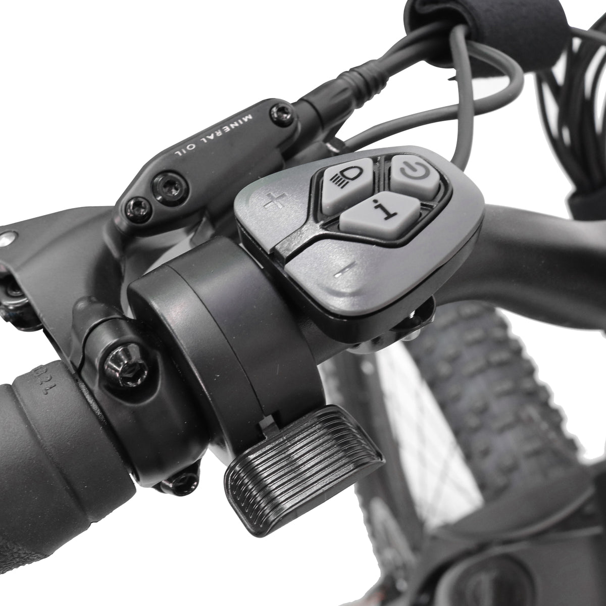 Juggernaut Classic Duo Step-Over | 52V