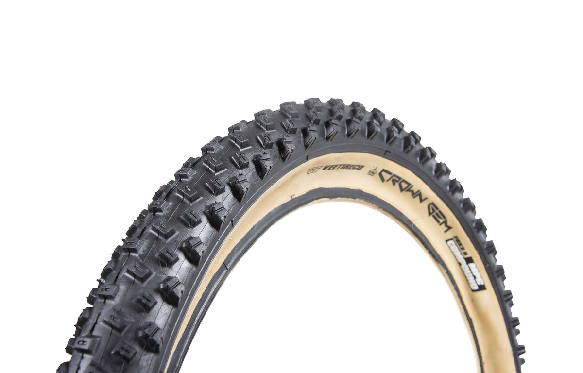 24x2.6 - Vee tire Crown Gem - Cream Wall Tire