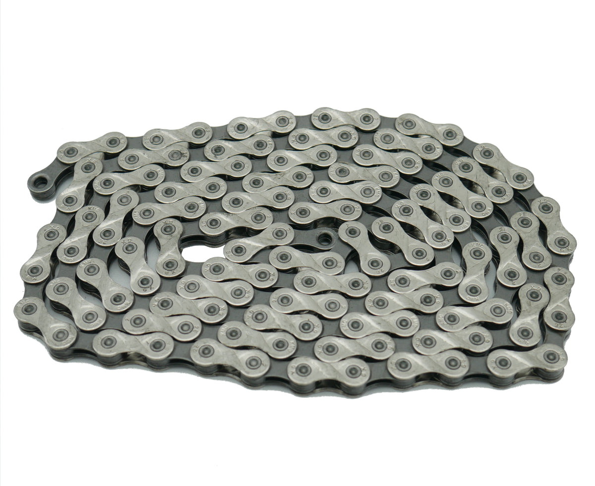 KMC 9-speed chain and quick link (130 links)