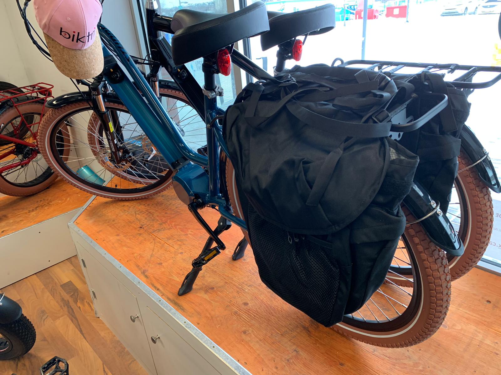 Schwinn pannier bicycle bag best sale